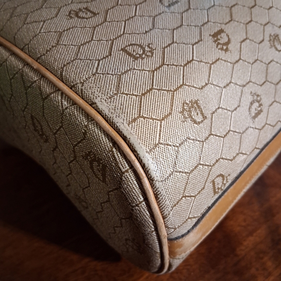 Brown Designer Bucket Bag - Picture 11 of 16